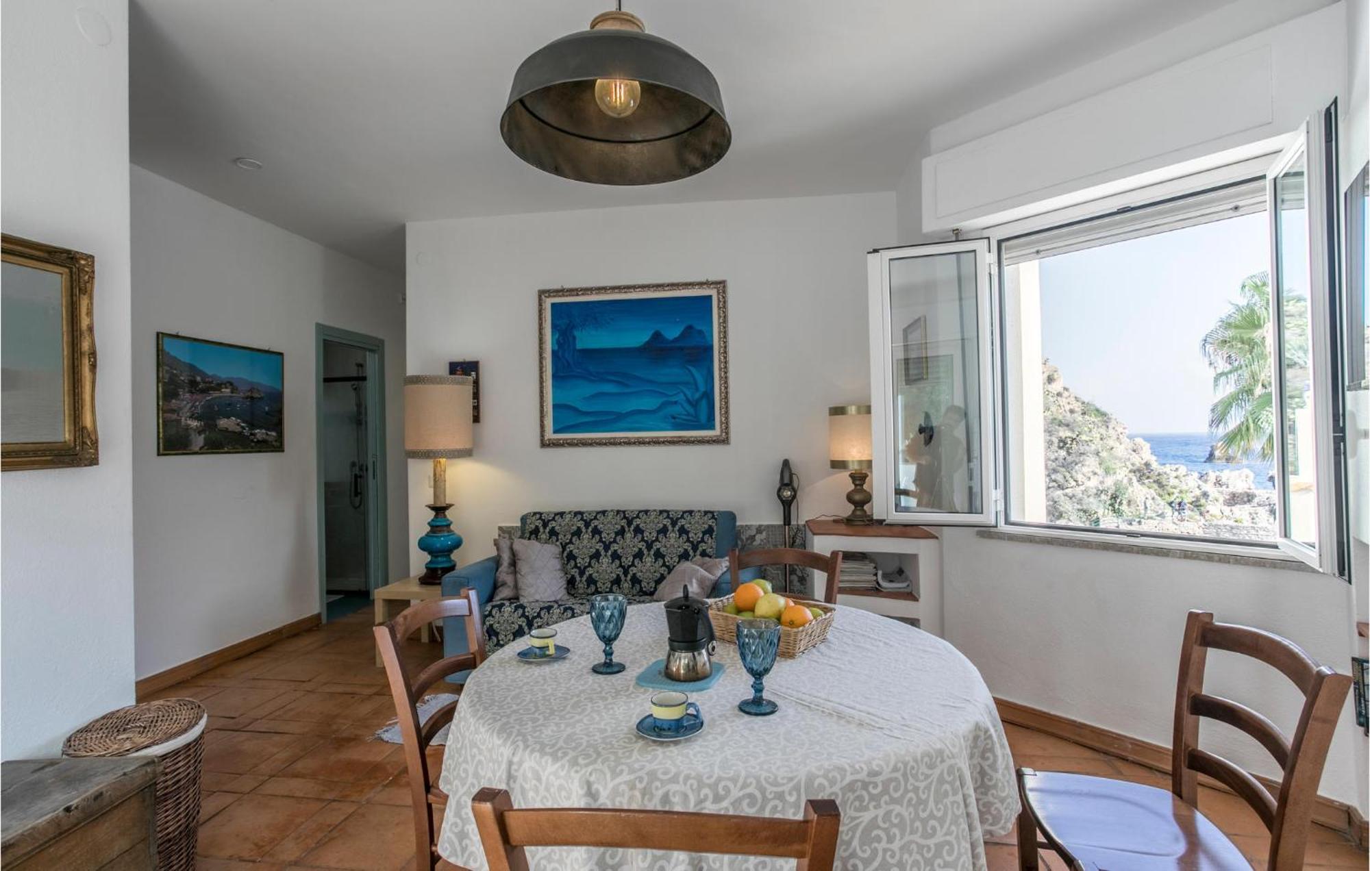 Mazzaro Apartment *